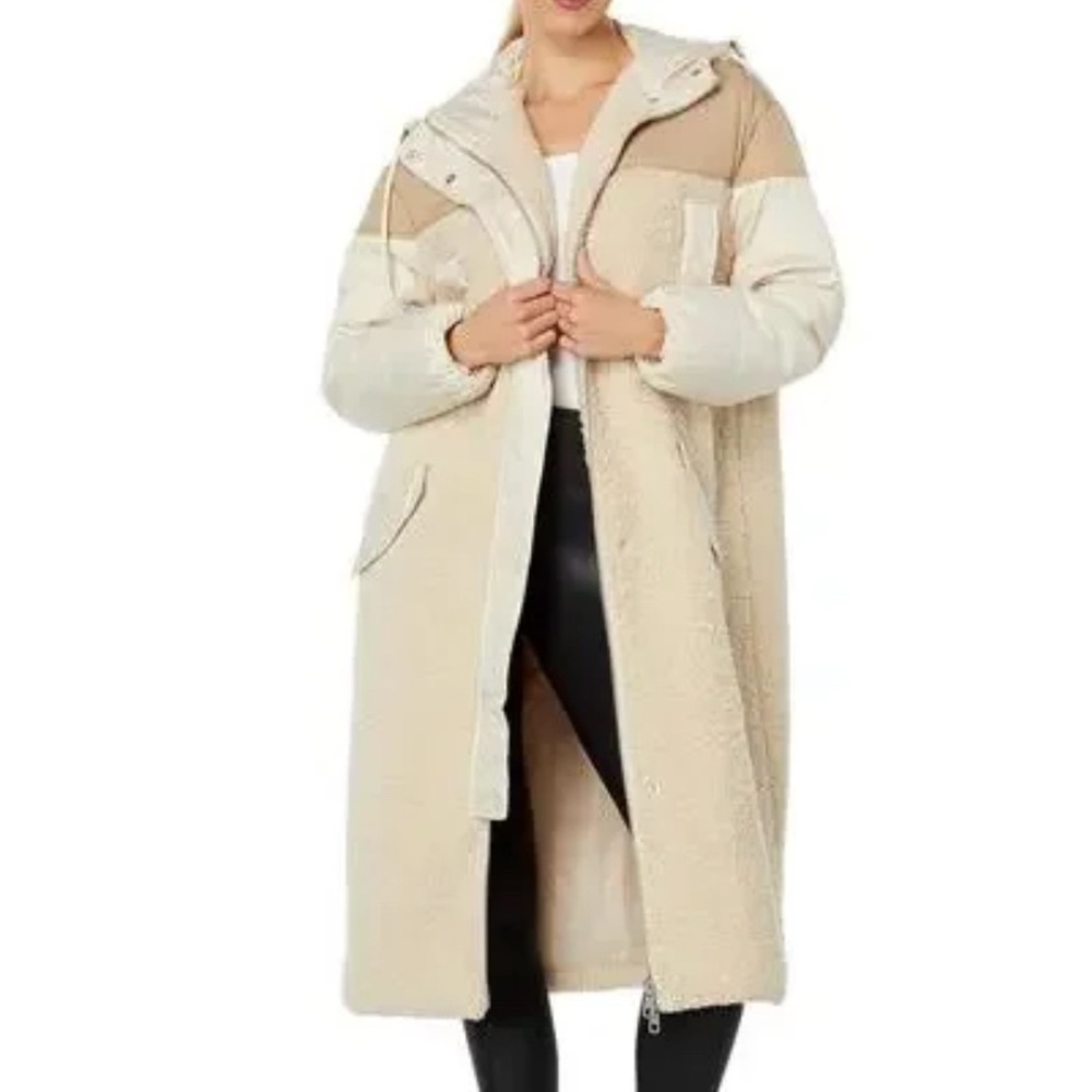 7 For All Mankind
Faux Shearling Quilted Hooded Parka